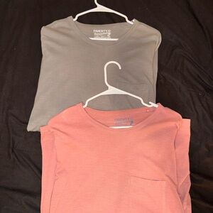 Bundle of Faherty Men's Gray and Pink Short Sleeve Sunwashed Tees